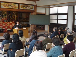 参詣者の皆さん